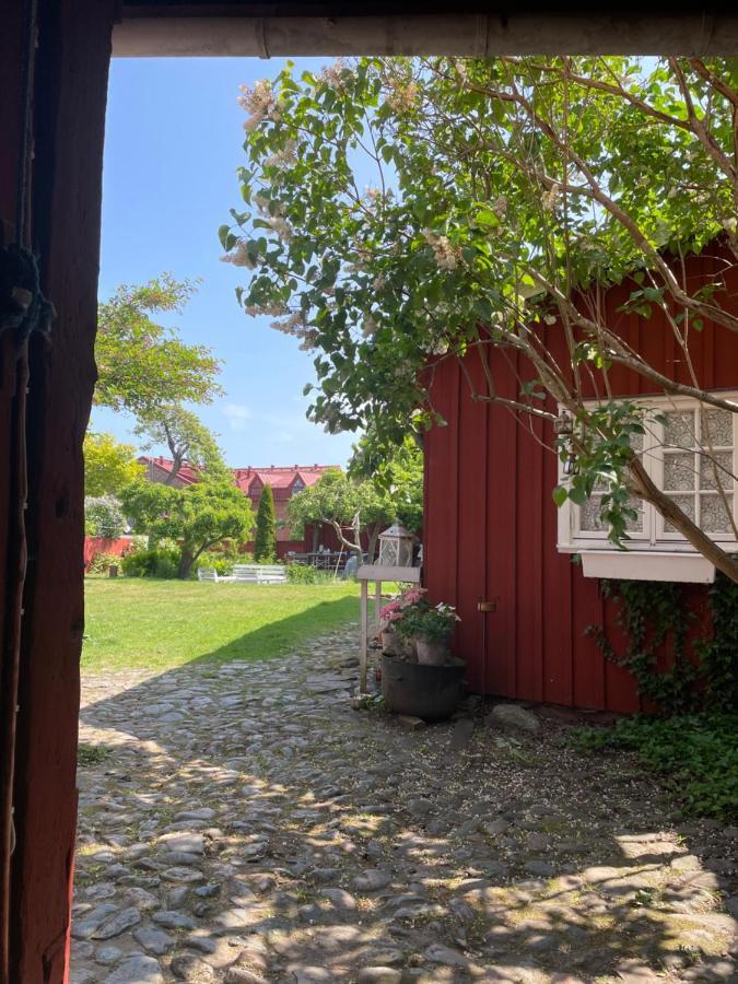 Charmigt Boende Med Perfekt Laege I Gamla Stan Falkenberg Extérieur photo